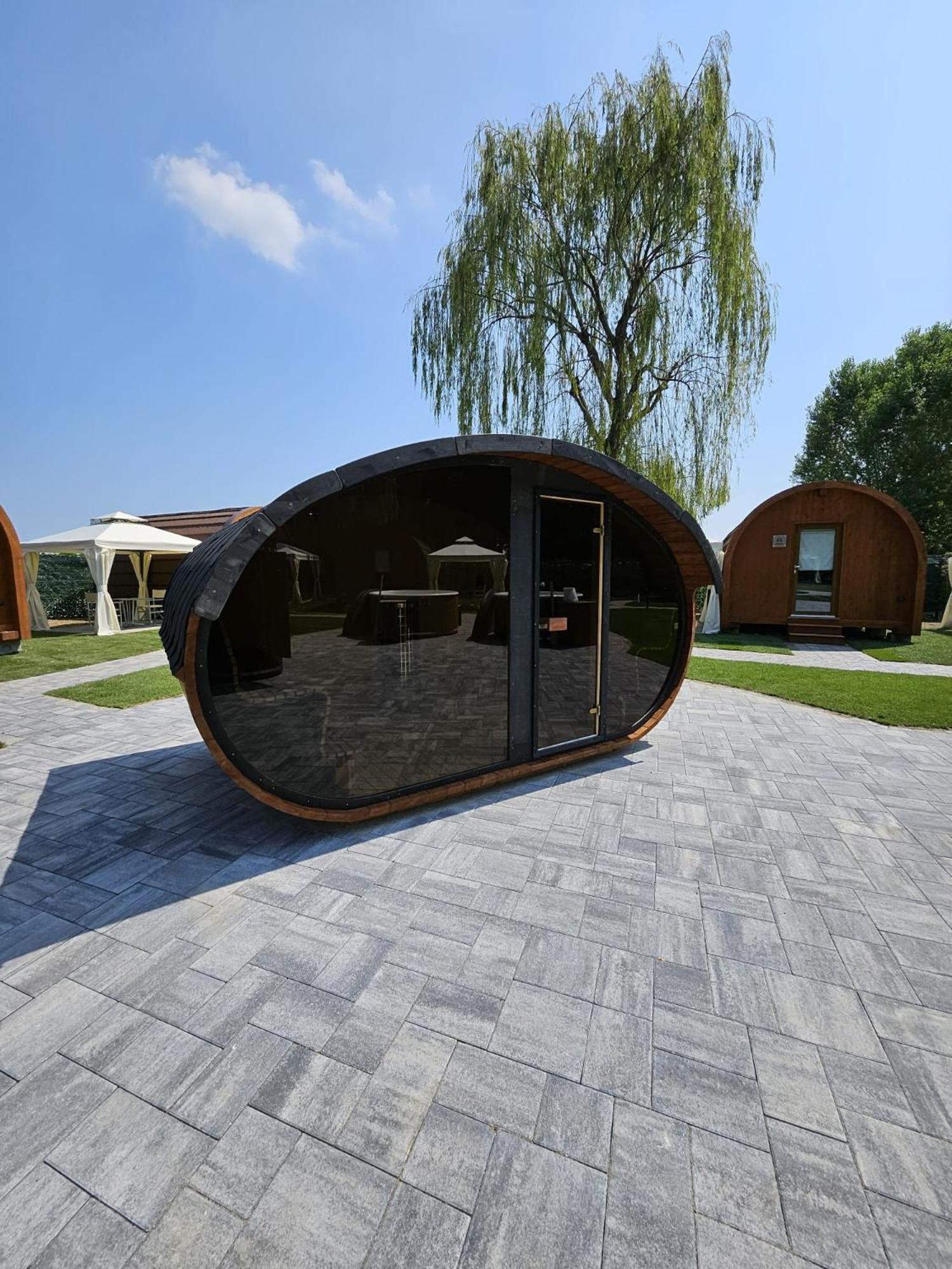 Vicolungo Glamour Lodge & Spa - Free Spa Hot Tub E Sauna מראה חיצוני תמונה