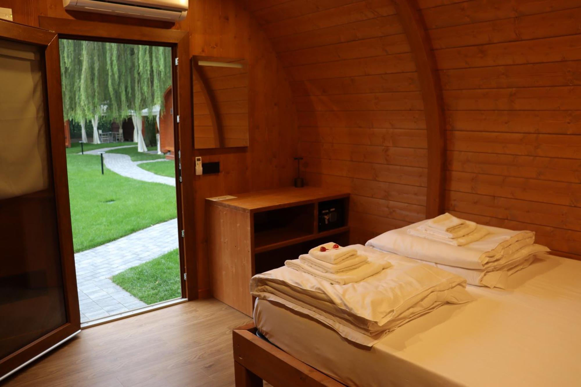 Vicolungo Glamour Lodge & Spa - Free Spa Hot Tub E Sauna מראה חיצוני תמונה